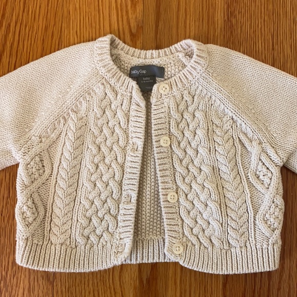Two Baby Gap sweaters - Picture 2 of 4